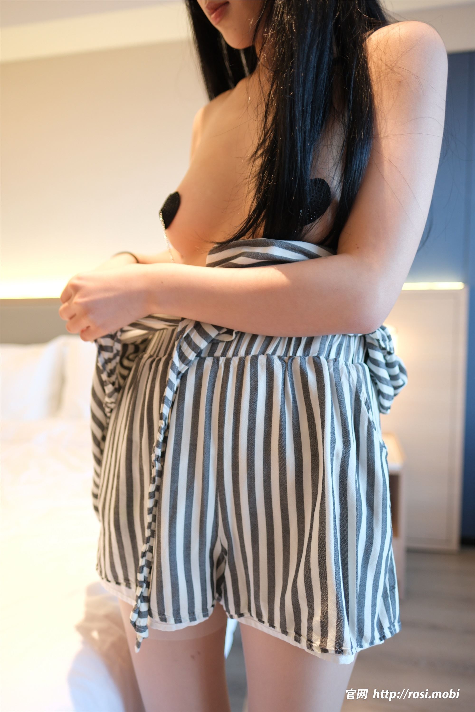 ROSI写真 2025.04.07 NO.4872